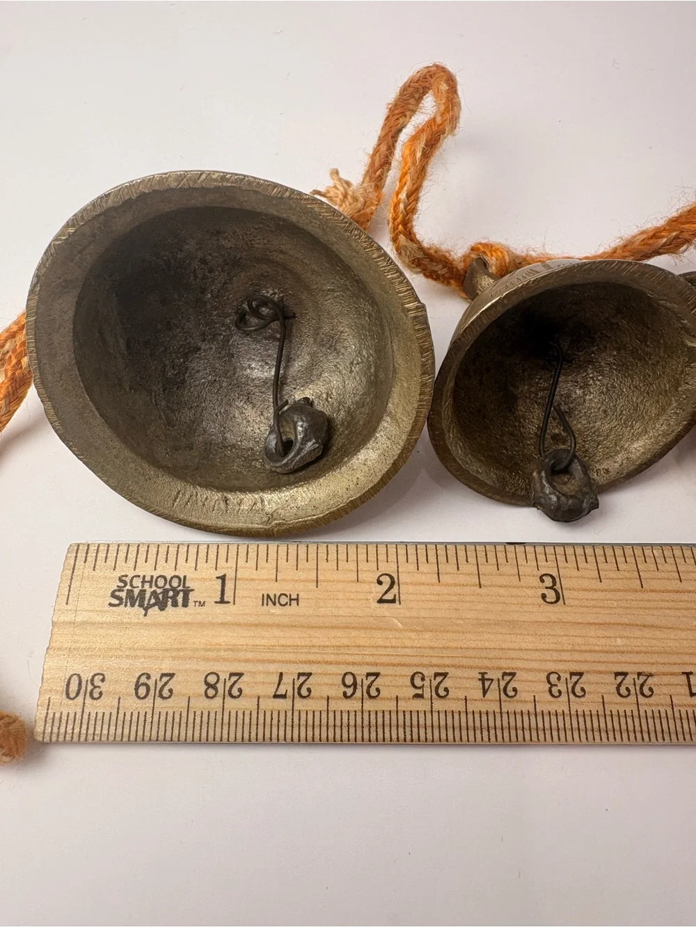 🔔 Vintage Graduated Brass Bells on Rope Garland – Rustic Temple Cow Bells – 24